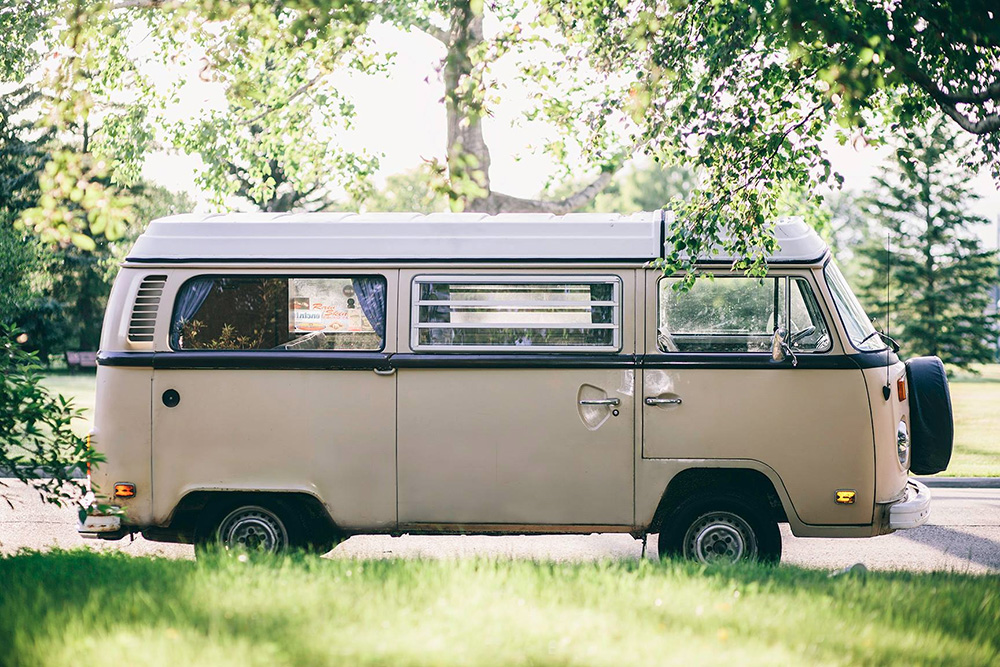 1970 Volkswagen westfalia VW van bus